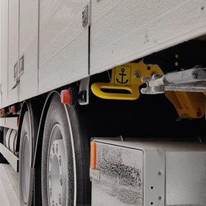 Ferjekrok bilskap høyre bilde